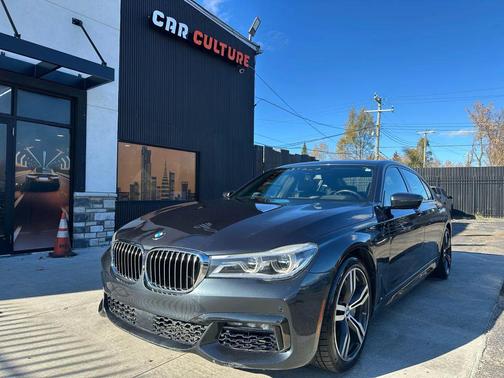 2016 BMW 750 i xDrive