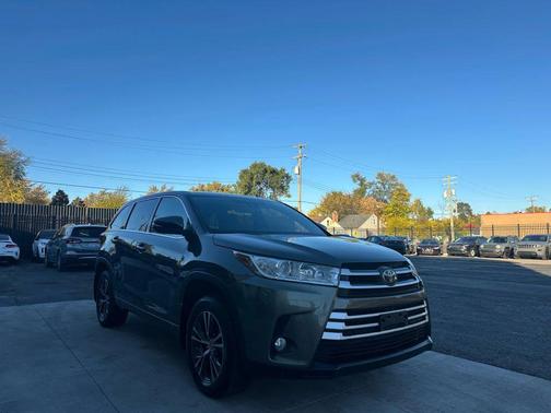 2017 Toyota Highlander LE Plus