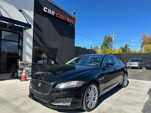 2016 Jaguar XF 35t Prestige
