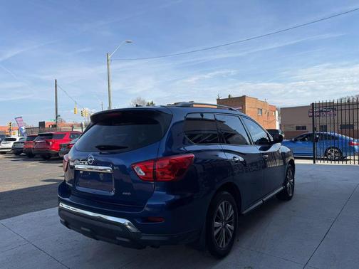 Caspian Blue 2018 Nissan Pathfinder S