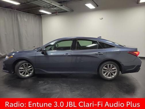 2019 Toyota Avalon XLE