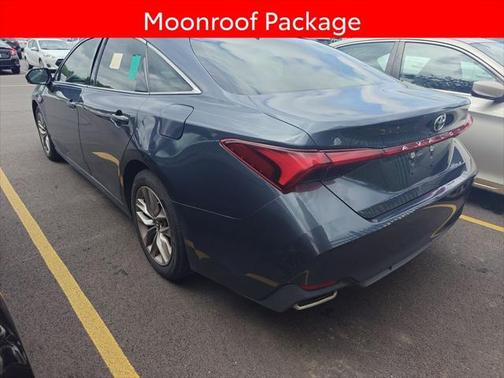 2019 Toyota Avalon XLE