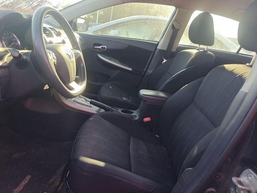 2011 Toyota Corolla S
