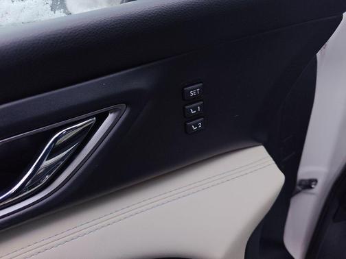 2023 Subaru Ascent Limited 7-Passenger