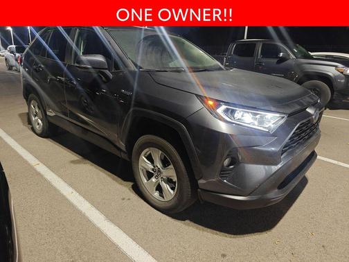 2020 Toyota RAV4 Hybrid XLE