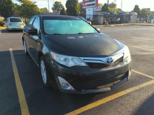 2013 Toyota Camry Hybrid XLE
