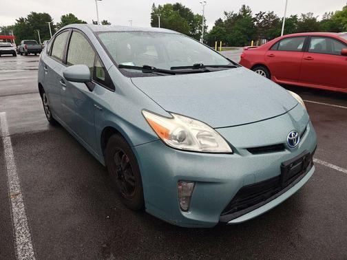 Pearl 2013 Toyota Prius Four