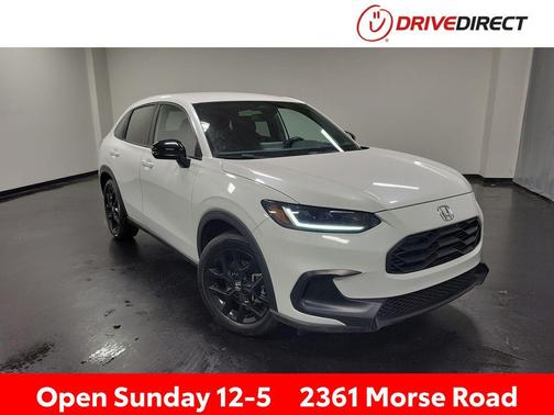 Platinum White Pearl 2023 Honda HR-V 2WD Sport