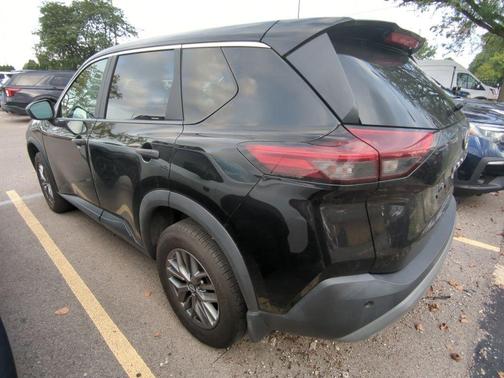 Super Black 2023 Nissan Rogue S