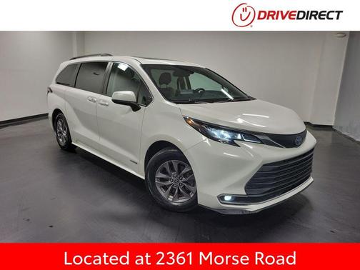 2021 Toyota Sienna XLE 7 Passenger