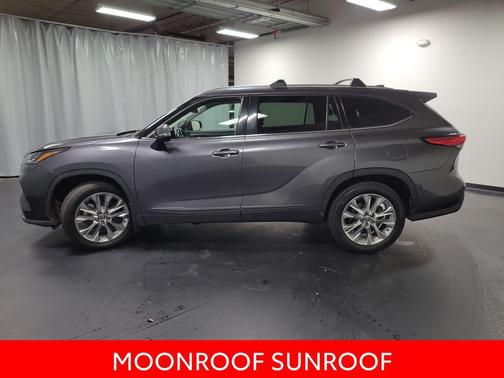 Magnetic Gray Metallic 2021 Toyota Highlander Hybrid Limited