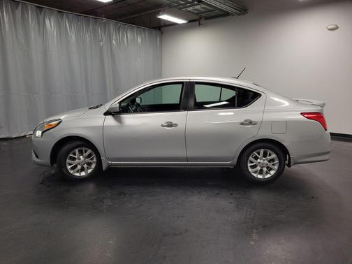 2019 Nissan Versa 1.6 SV