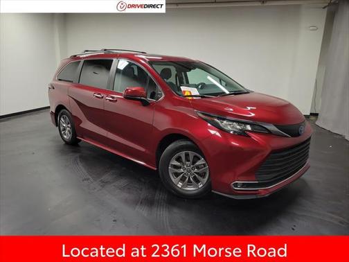 2022 Toyota Sienna XLE 7 Passenger