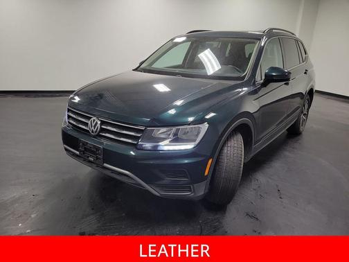 Dark Moss Green Metallic 2019 Volkswagen Tiguan 2.0T SE