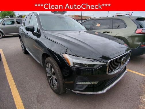 Onyx Black Metallic 2023 Volvo XC60 B5 Plus Bright Theme