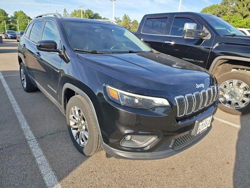 Diamond Black Crystal Pearlcoat 2019 Jeep Cherokee Latitude Plus