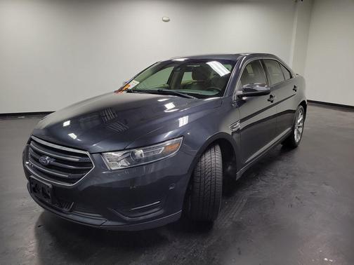 2017 Ford Taurus Limited