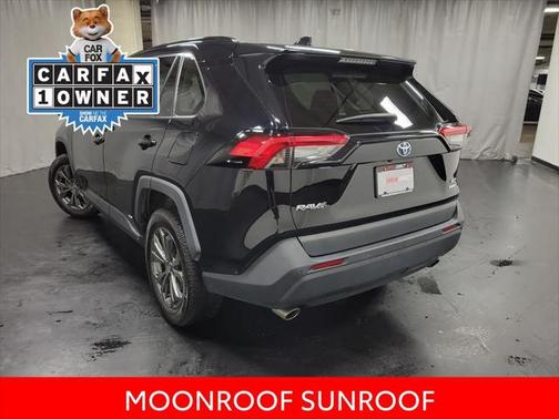 2022 Toyota RAV4 Hybrid XLE Premium
