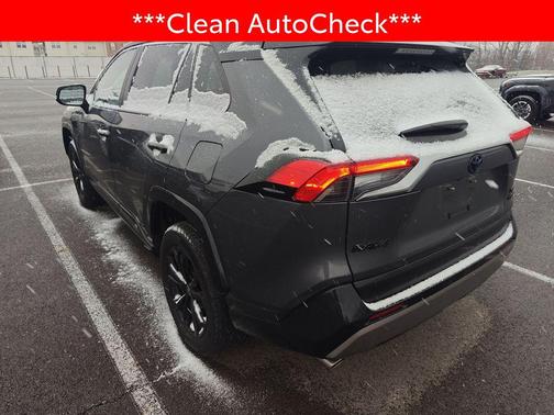 2024 Toyota RAV4 Hybrid SE