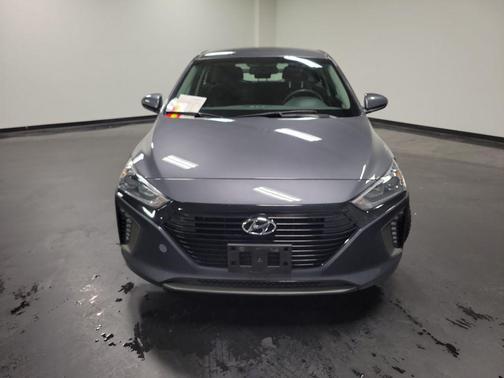 2019 Hyundai IONIQ Plug-In Hybrid Base