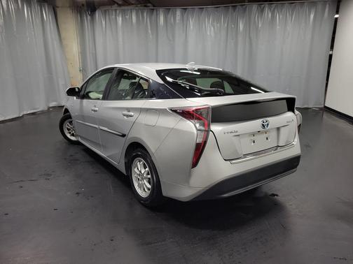 2016 Toyota Prius Two