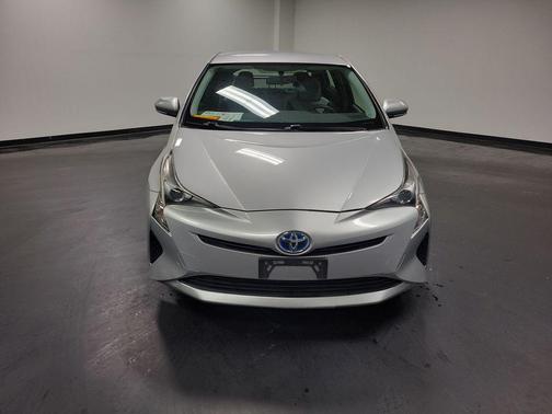 2016 Toyota Prius Two