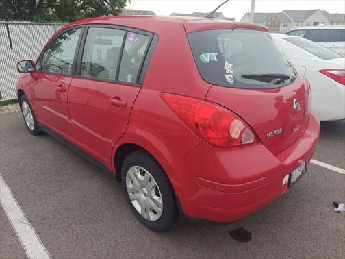 2010 Nissan Versa 1.8 S