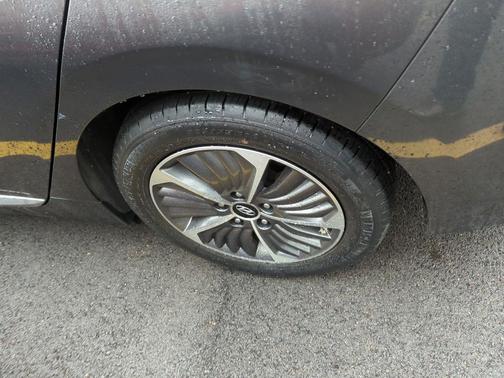 2020 Hyundai IONIQ Plug-In Hybrid SEL