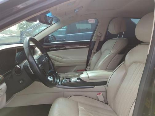 2019 Genesis G90 Premium