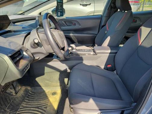 2023 Toyota Prius Prime SE