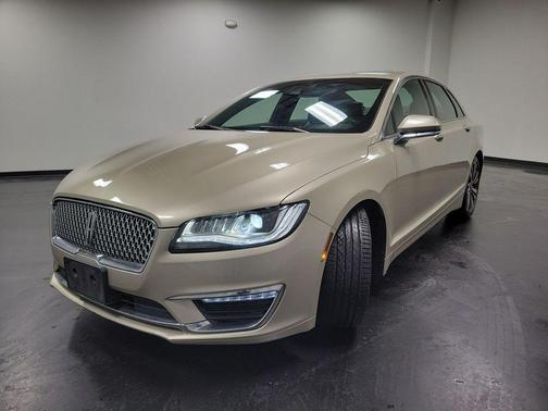 2017 Lincoln MKZ Base