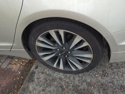 2017 Lincoln MKZ Base