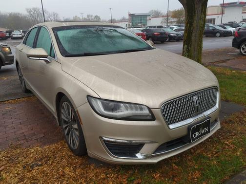 2017 Lincoln MKZ Base