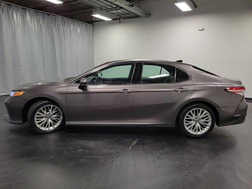 2019 Toyota Camry XLE