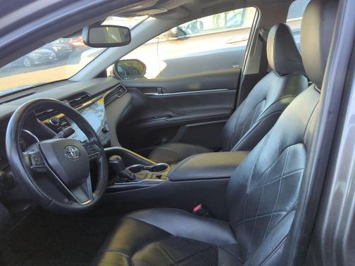 2019 Toyota Camry XLE