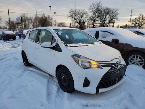 2016 Toyota Yaris L