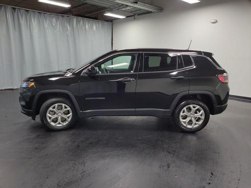 2024 Jeep Compass Sport