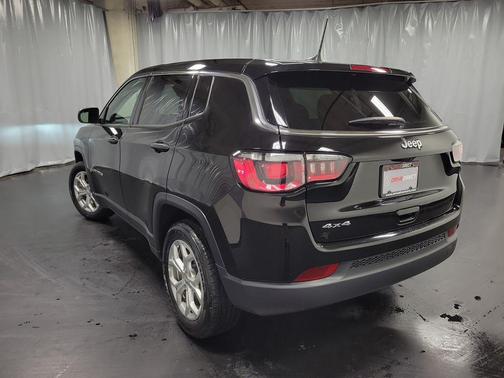 2024 Jeep Compass Sport