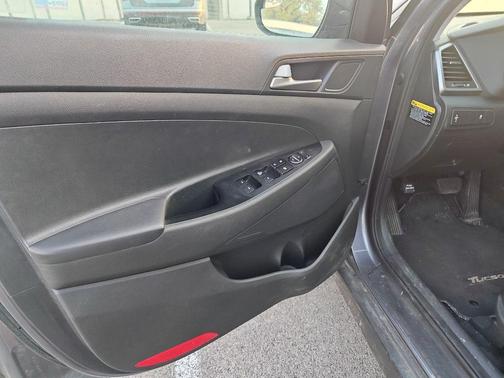 Coliseum Gray 2018 Hyundai TUCSON SE