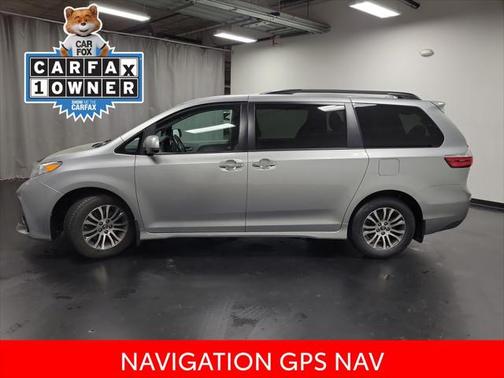 2019 Toyota Sienna XLE