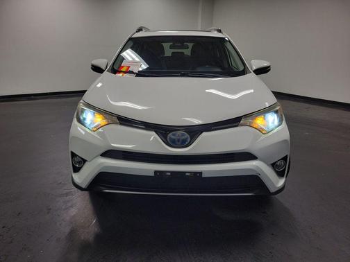2017 Toyota RAV4 Hybrid XLE