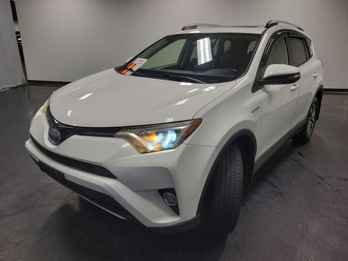 2017 Toyota RAV4 Hybrid XLE