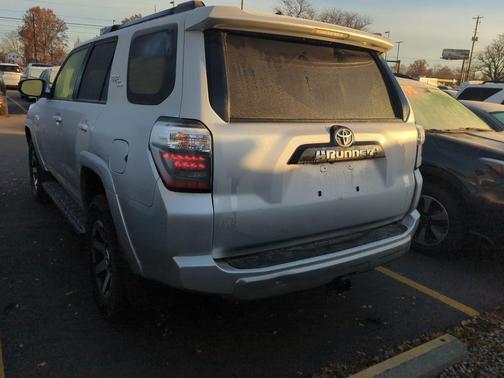2023 Toyota 4Runner TRD Off Road