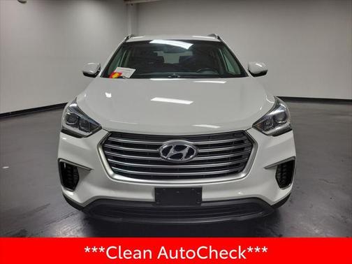 2017 Hyundai SANTA FE SE