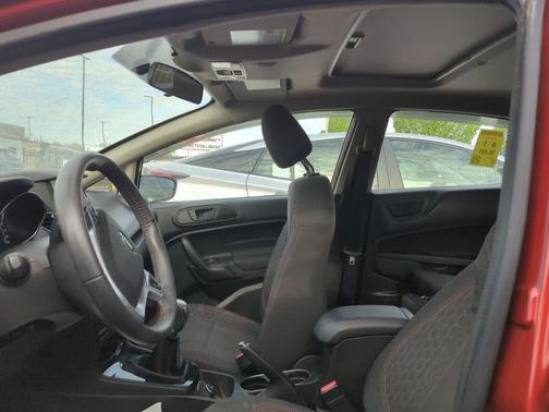 Hot Pepper Red Metallic Tinted Clearcoat 2019 Ford Fiesta ST Line