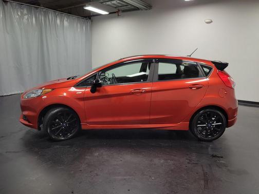 Hot Pepper Red Metallic Tinted Clearcoat 2019 Ford Fiesta ST Line