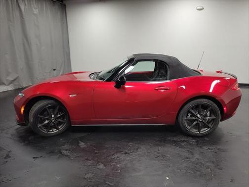 2016 Mazda MX-5 Miata Club