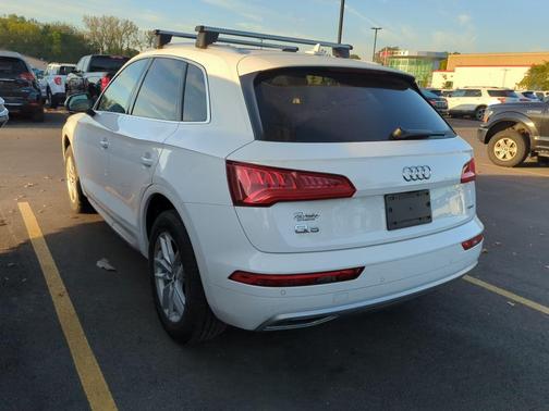 2020 Audi Q5 45 Premium