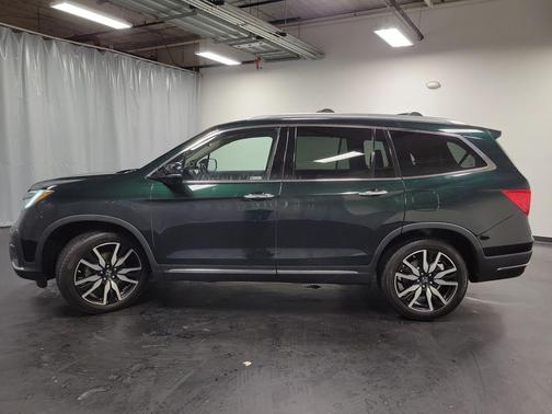 2019 Honda Pilot Touring 8-Passenger
