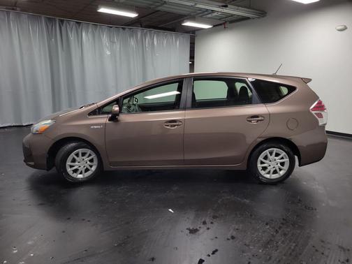 2015 Toyota Prius v Two